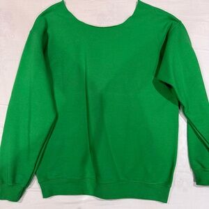 Women Off the shoulder Green crewneck sweatshirt size medium